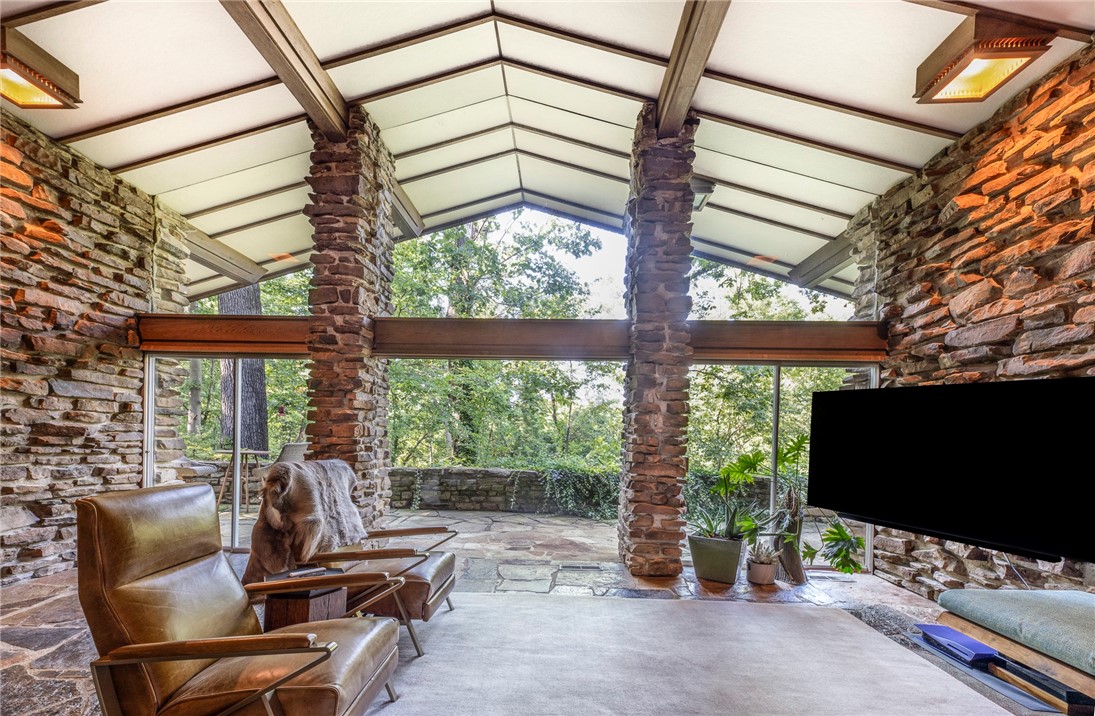 Carls Add Siloam Spgs - Residential