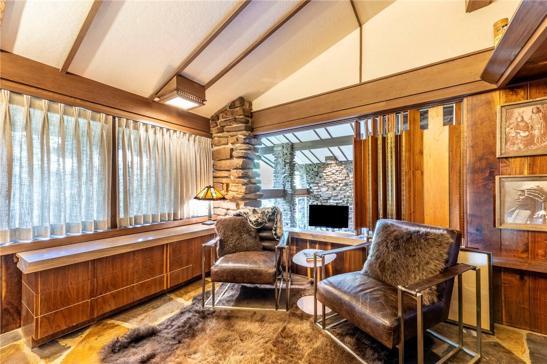 Carls Add Siloam Spgs - Residential