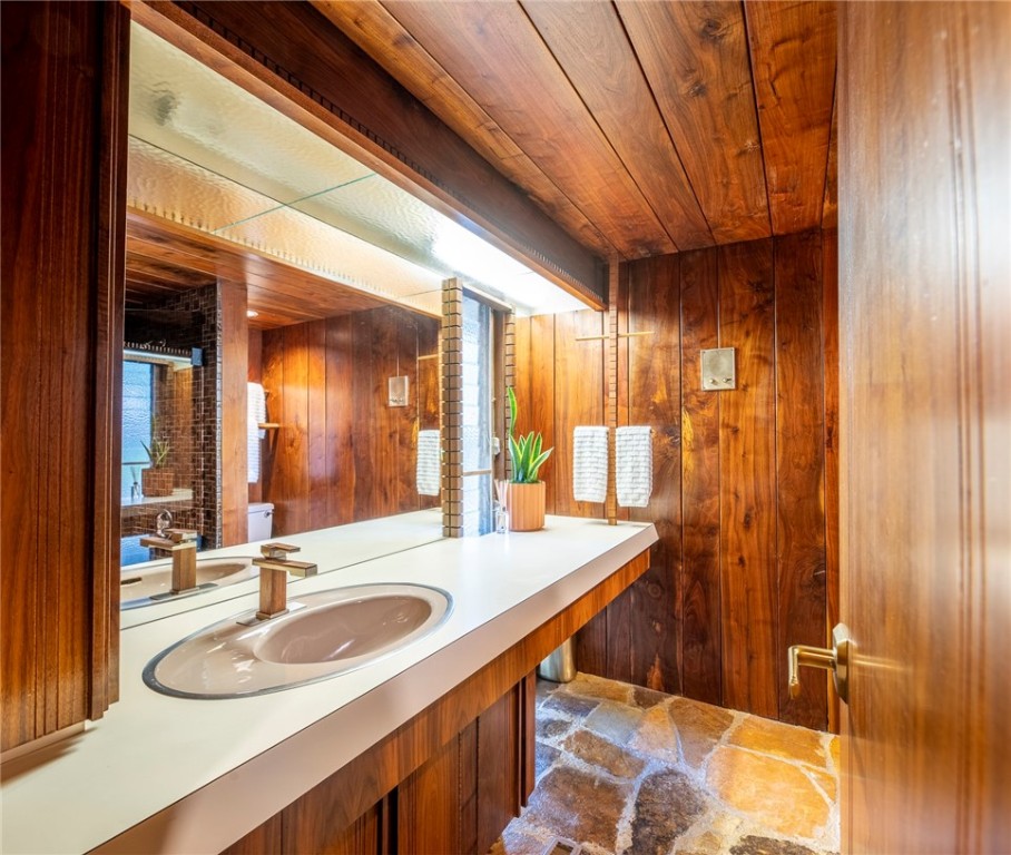 Carls Add Siloam Spgs - Residential