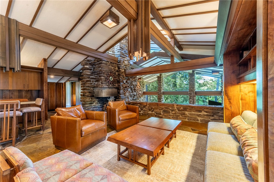 Carls Add Siloam Spgs - Residential