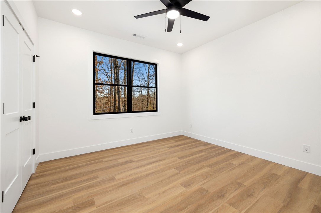 Selkirk Sub Bvv - Residential