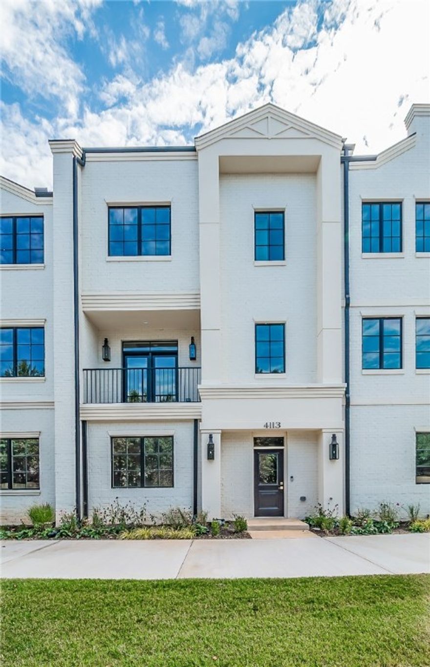 Located on Champions Drive, this stunning new brownstone is situated in the heart of Pinnacle’s urban living. The tastefully composed 2,381 sq ft residence offers three bedroom, three-and-a-half baths with open concept living and entertaining spaces. The great room exhibits a private covered patio that showcases the gorgeous sunset over Pinnacle Country Club. The gourmet kitchen features a statement island and high-end appliances and finishes. The light filled primary suite offers a walk-in closet, and a spa like bath with a wet room. Located in Rogers’ newest community, with Pinnacle Heights retail, entertainment, and dining mecca just a stroll away. Property taxes estimated based on land only.