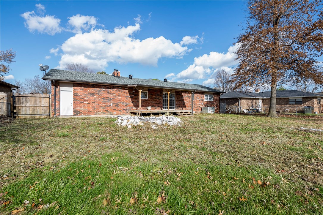 Golden Acres Ph 1 Rogers - Residential Lease