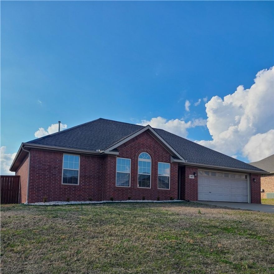 Charming 3 bed 2 bath brick home for lease. Home features split floor plan, SS appliances, washer/dryer, new paint, laminate flooring, extra storage, and large corner lot in Tamarron Subdivision. Close to schools & restaurants with easy access to Hwy 102.

Primary Suite with full bath & double closets.
Eat in Kitchen with granite counters & pantry.
Large fenced yard with patio & storage shed.
Tenant pays all utilities, phone/data.
Landlord pays lawncare.