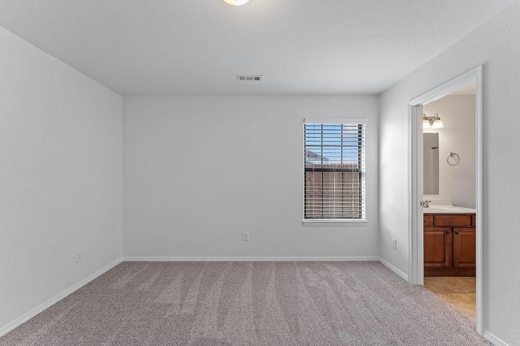 Edinburgh Sub Lowell - Residential