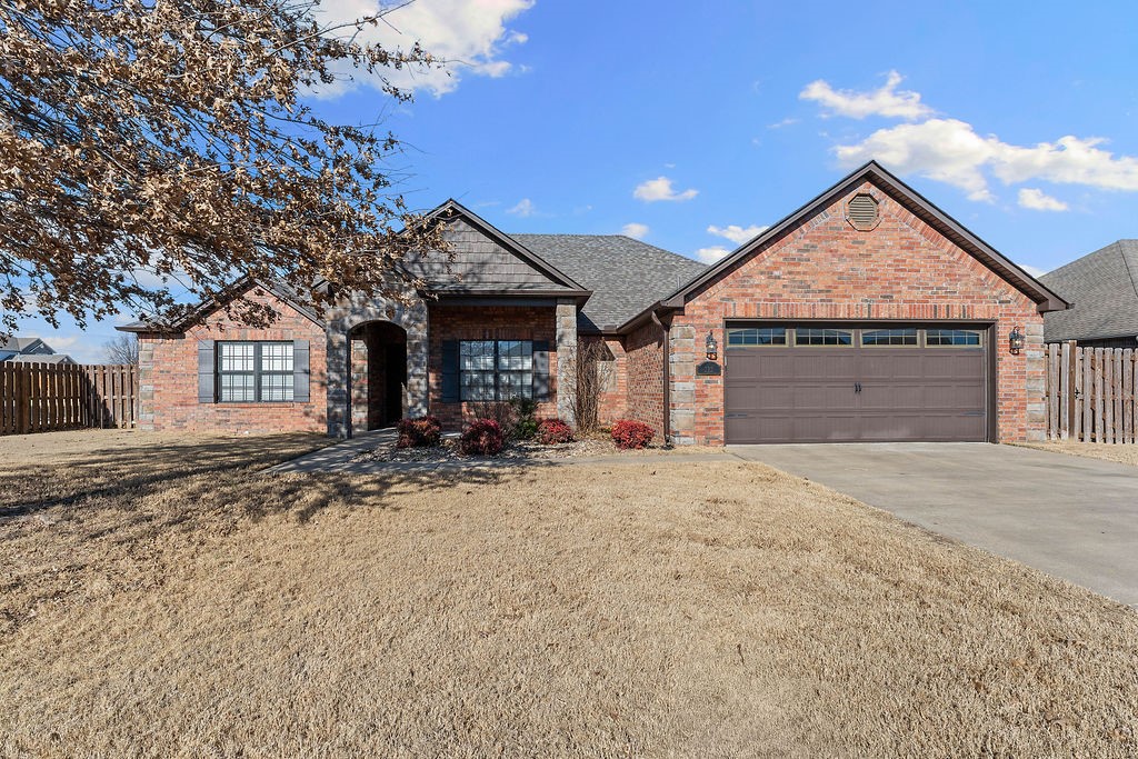 Edinburgh Sub Lowell - Residential