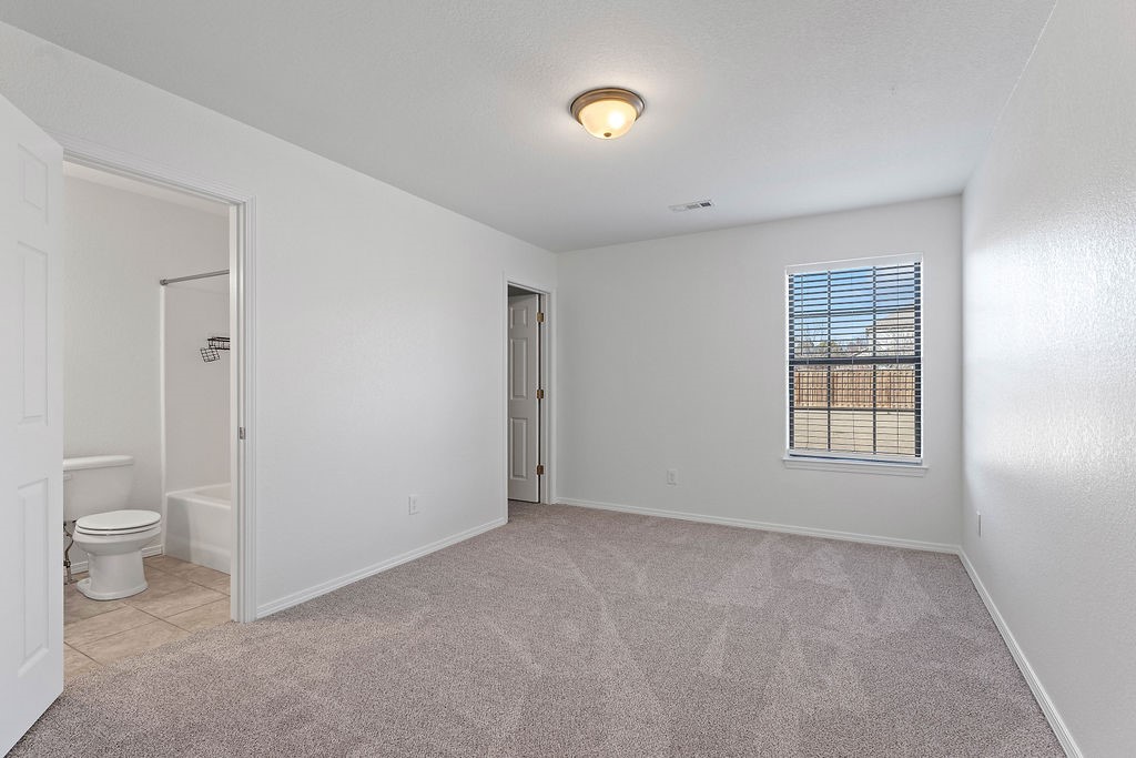 Edinburgh Sub Lowell - Residential