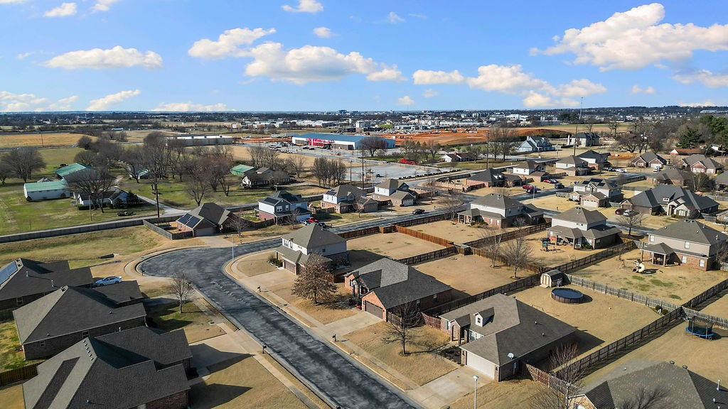 Edinburgh Sub Lowell - Residential