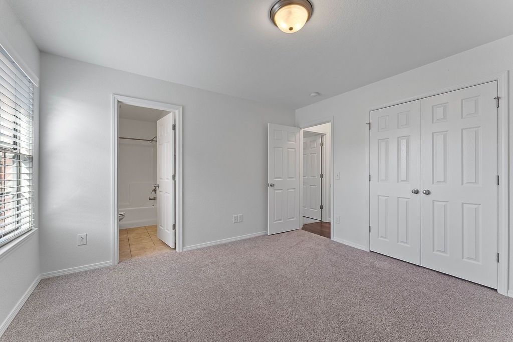 Edinburgh Sub Lowell - Residential