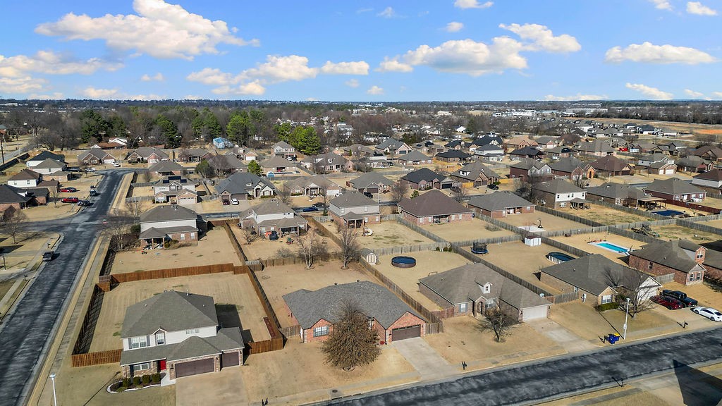 Edinburgh Sub Lowell - Residential