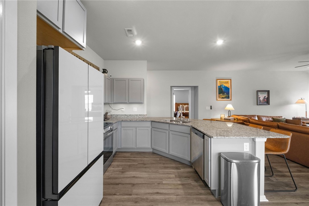 Walnut Hill Sub Ph Iii Pea Ridge - Residential