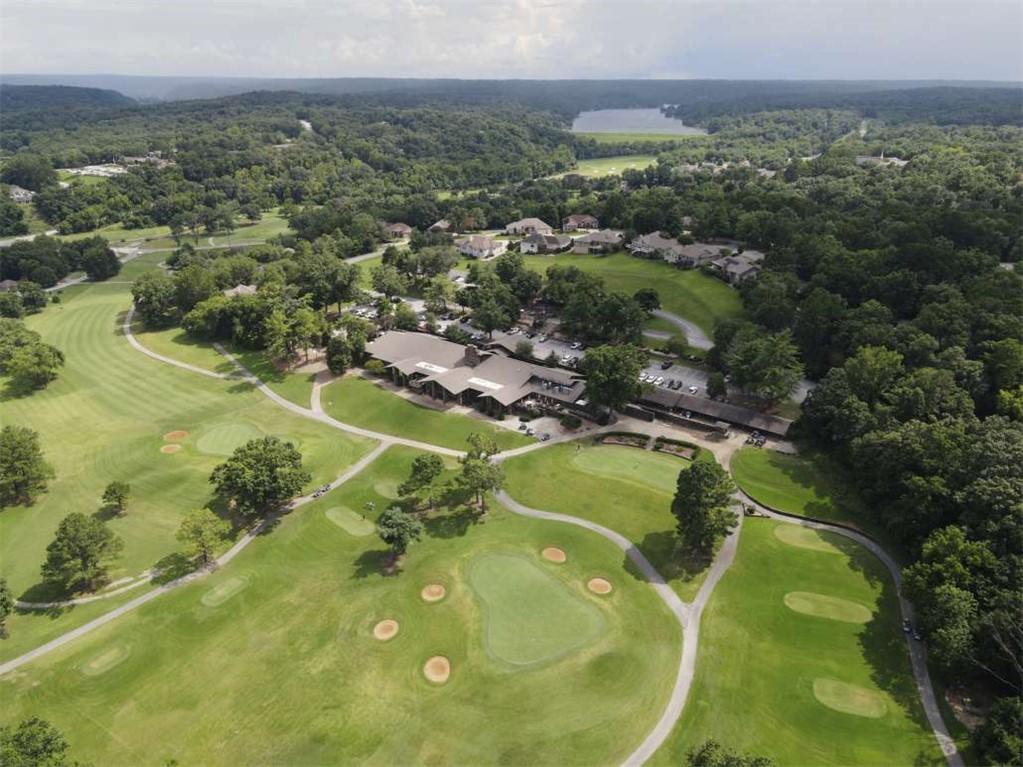 Brittany Courts Bvv - Residential