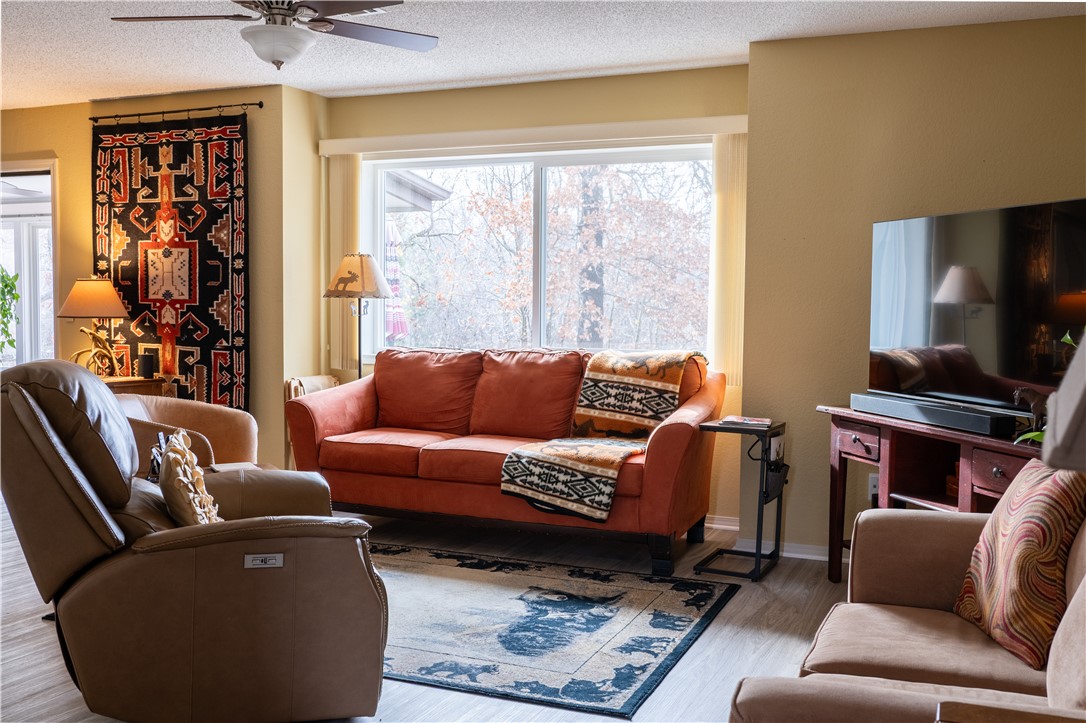 Brittany Courts Bvv - Residential