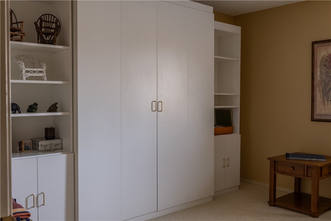 Brittany Courts Bvv - Residential