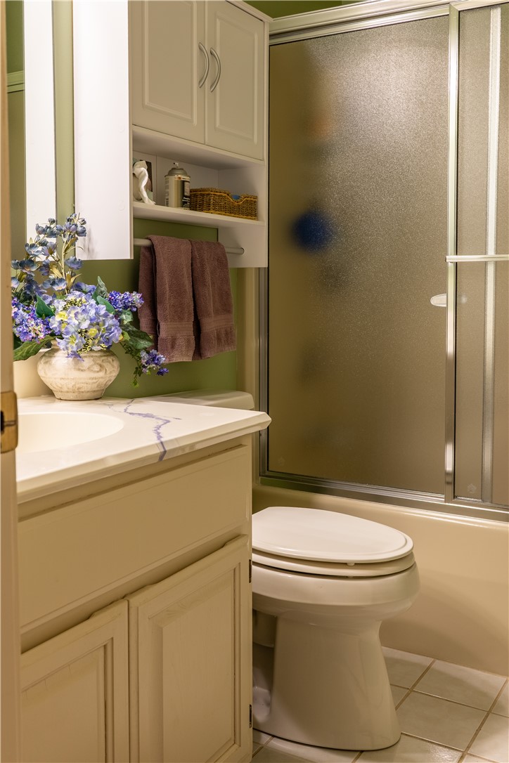 Brittany Courts Bvv - Residential