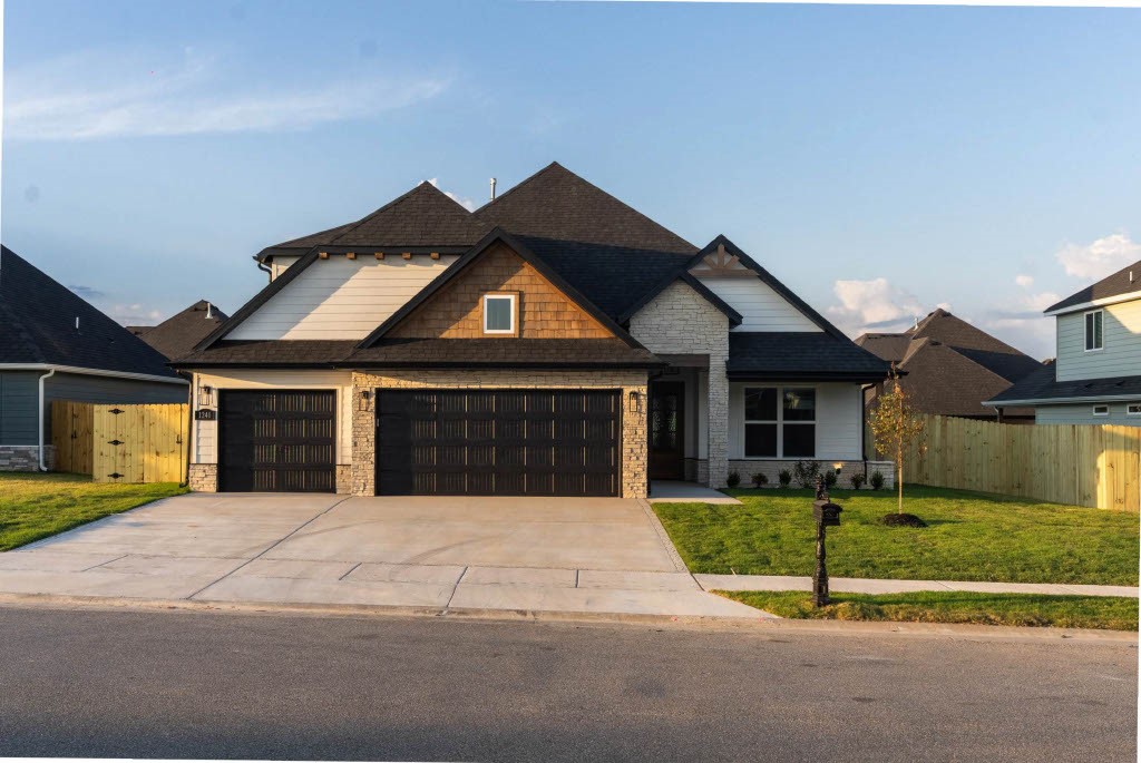 Maple Estates - Residential