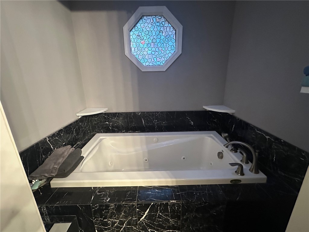 Glen Cove Add - Residential