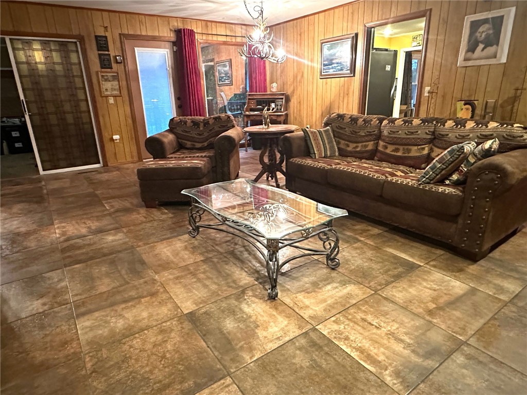 Glen Cove Add - Residential