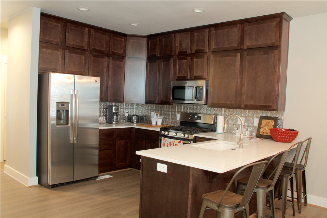 Center Add The - Residential Lease