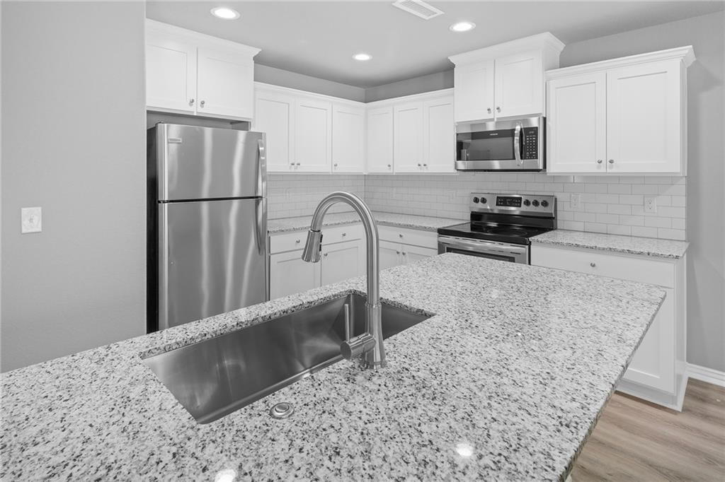 Stapletons Phase I - Residential Income