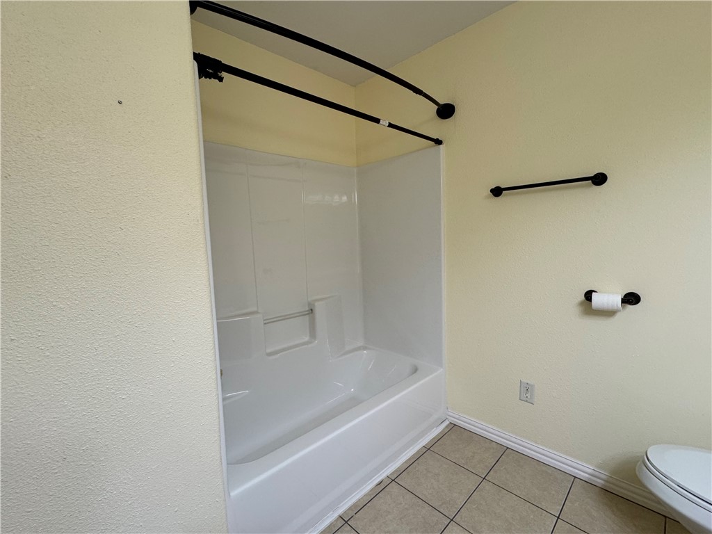 W A Burks Addbentonville - Residential Lease