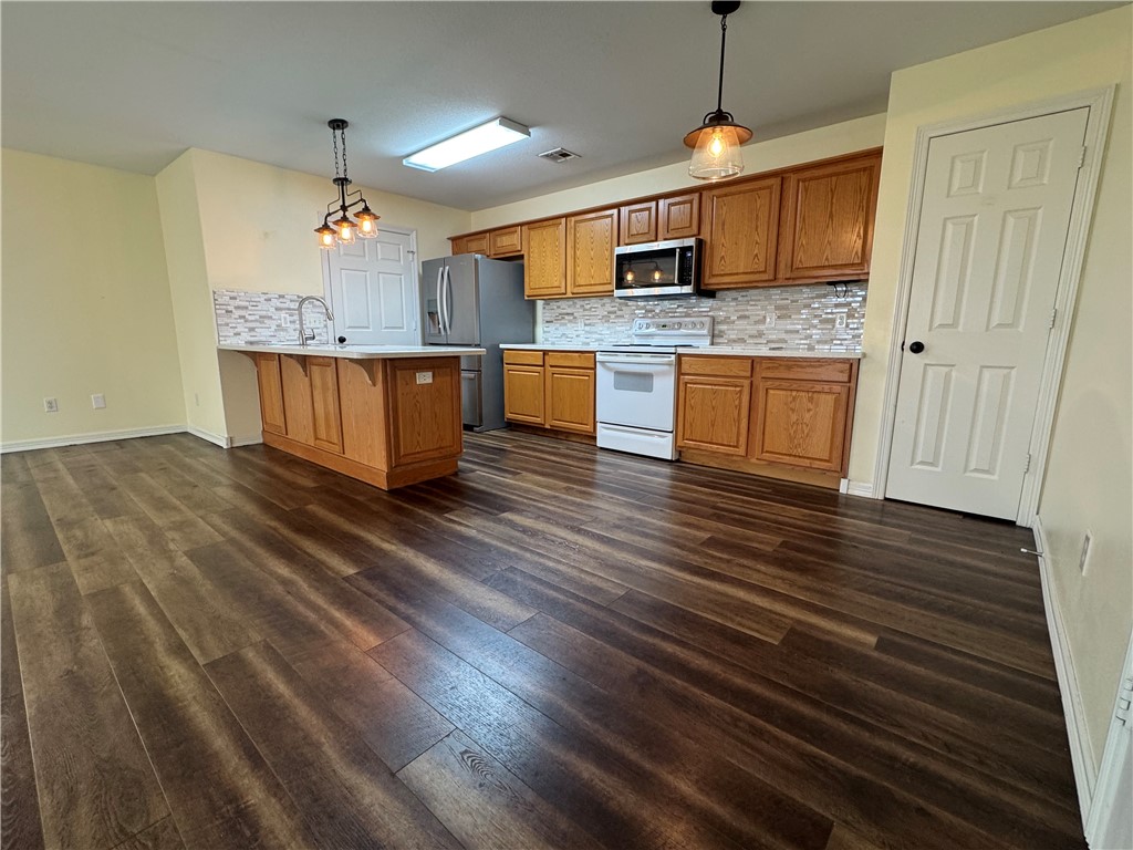 W A Burks Addbentonville - Residential Lease