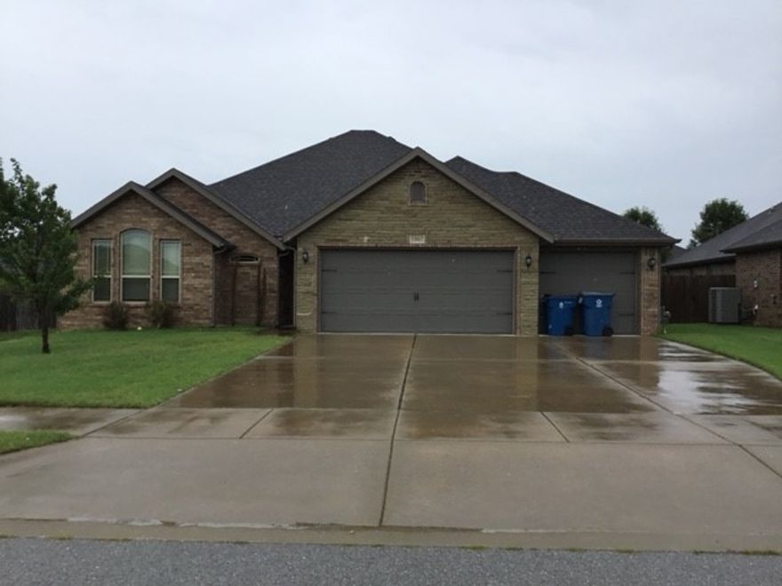 3-bedroom 2 full baths - Hardwood flooring in living room - Granite Countertops - Expanded concrete patio - Privacy fenced backyard - Pets negotiable.