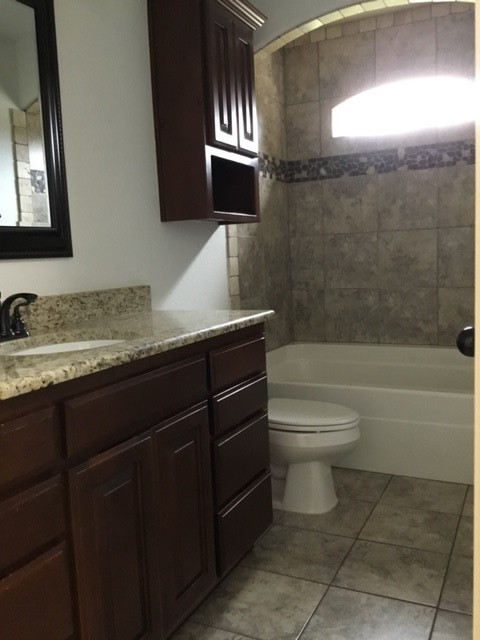 Windwood Sub Ph V - Residential Lease