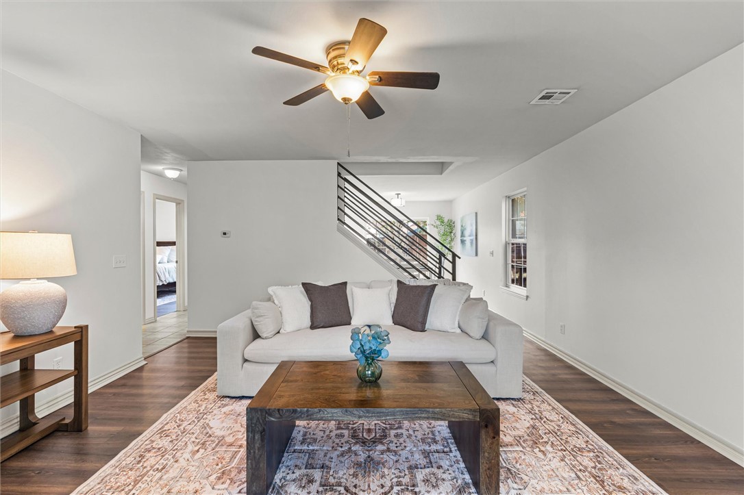 Champions Estates Rogers - Residential