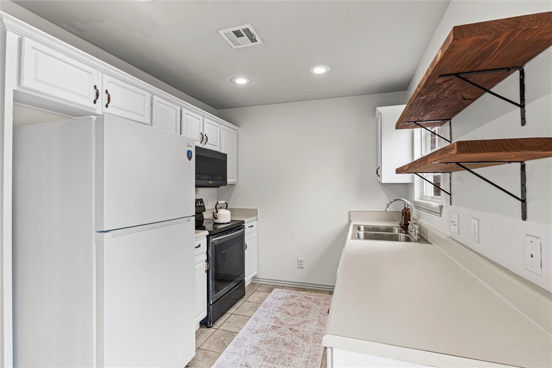 Champions Estates Rogers - Residential