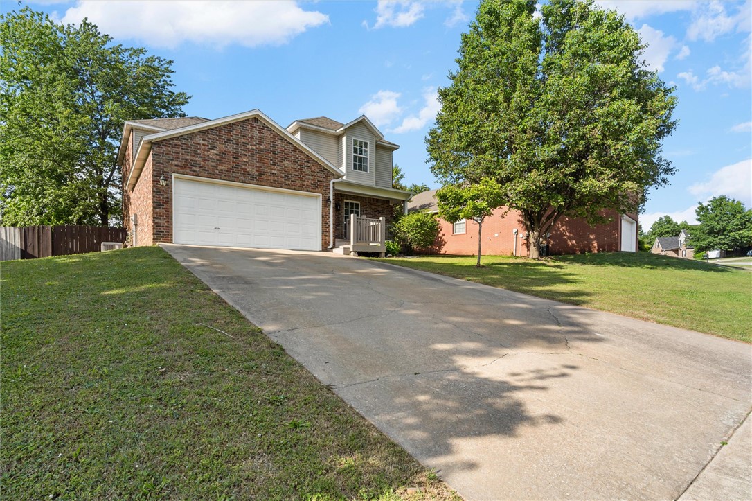 Champions Estates Rogers - Residential