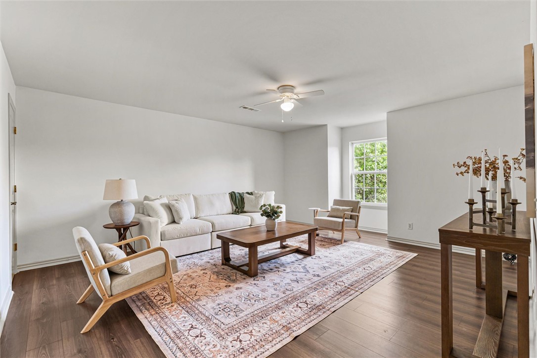 Champions Estates Rogers - Residential