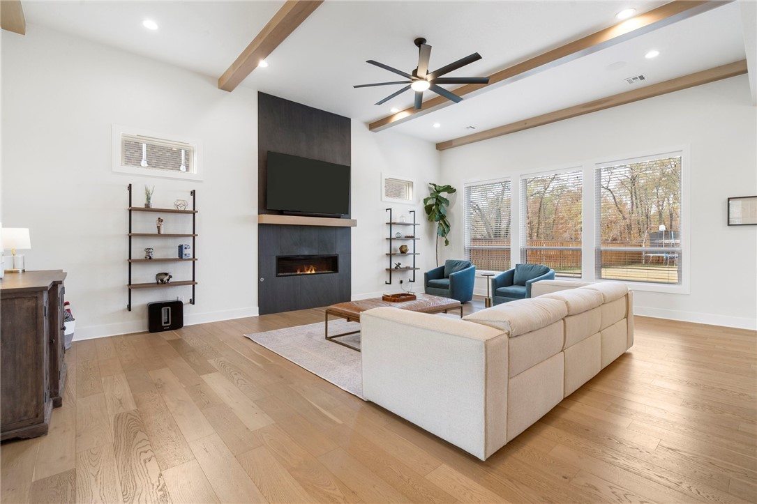 Scissortail - Residential