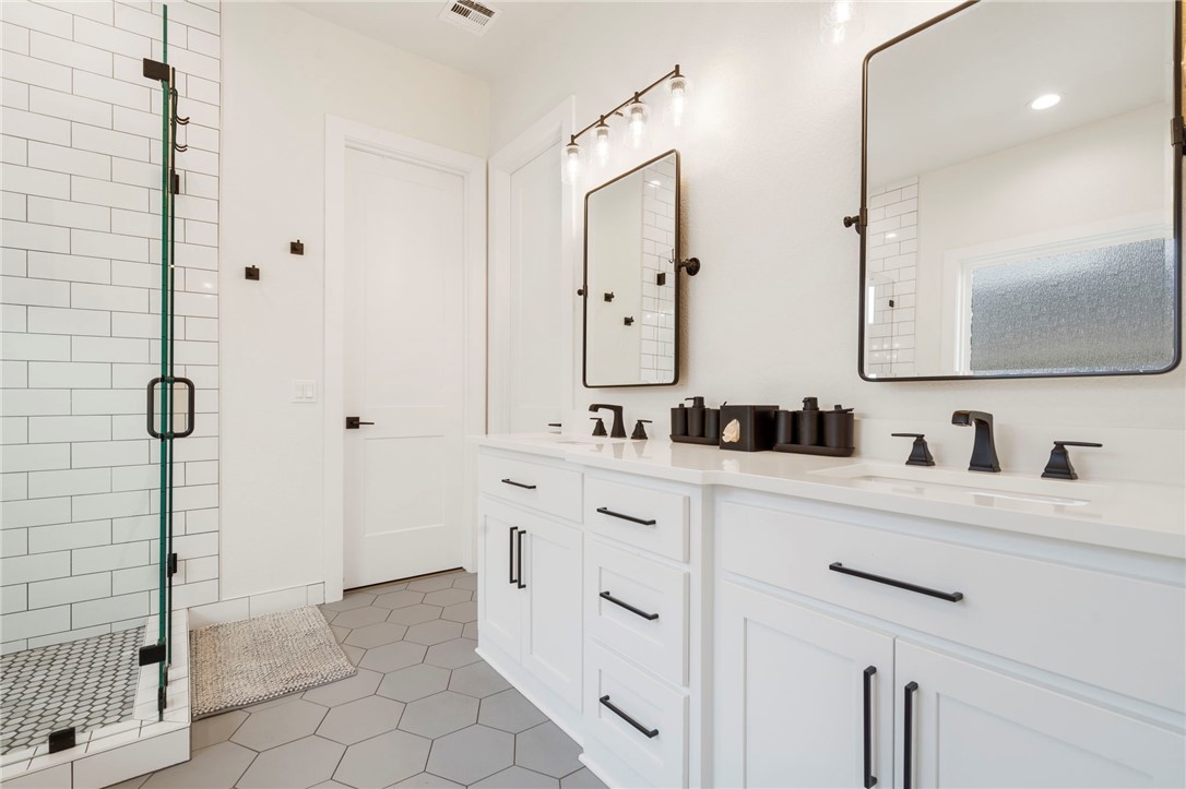 Scissortail - Residential