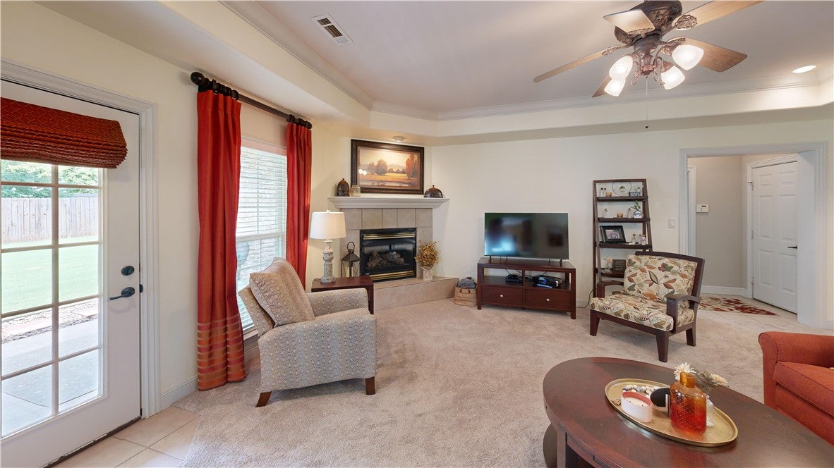 1372 N Cannondale Drive