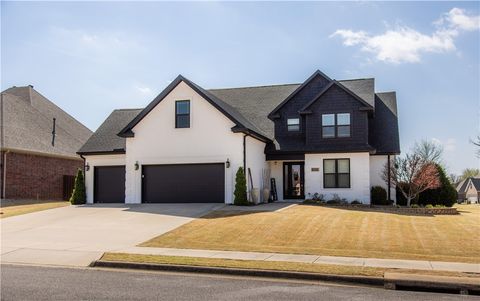 Photo of 8339 La Casa Avenue, Springdale, AR 72762 (MLS # 1341200)