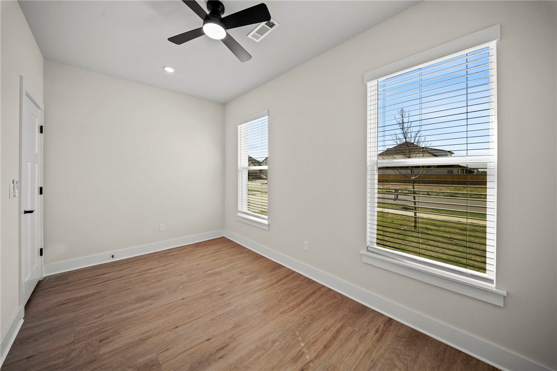 Paradise Park - Residential