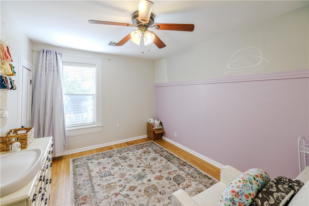 Wm C Tates Add Siloam Spgs - Residential