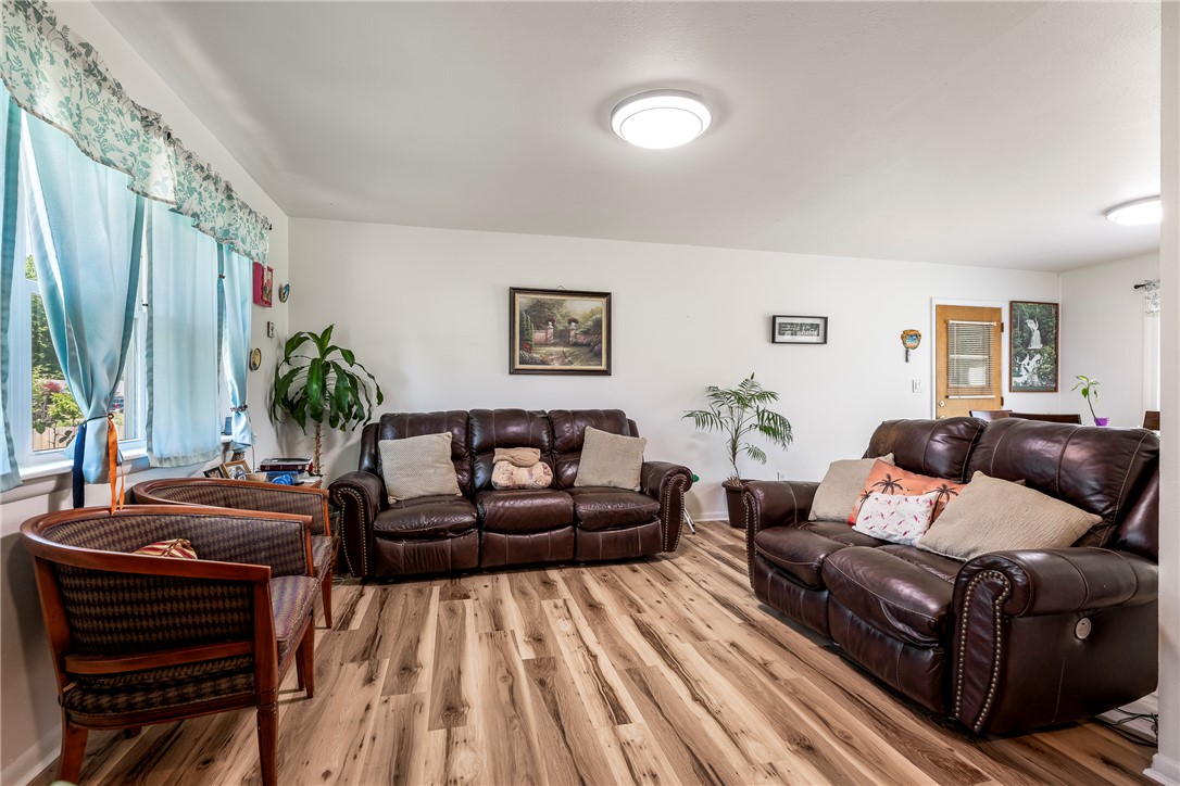 Dandys 2nd - Residential