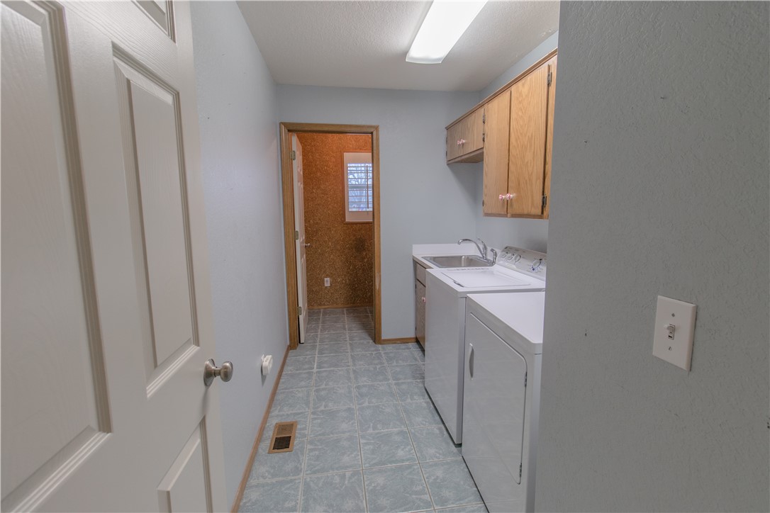 Cardinal Creek - Residential Lease