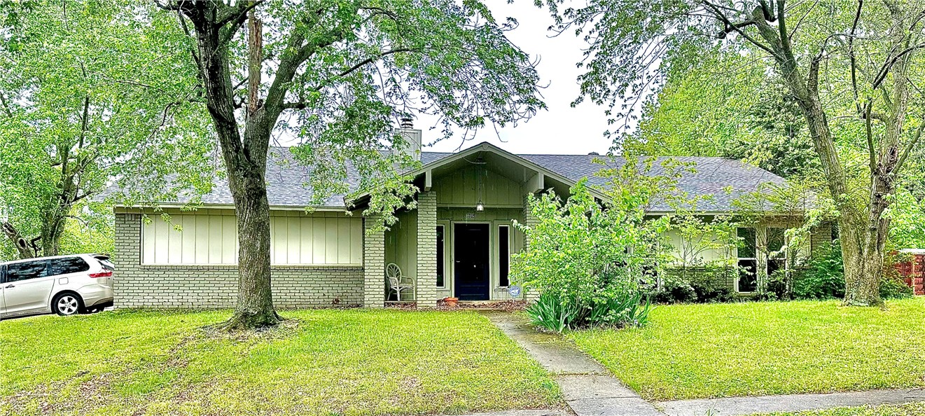 You'll love this incredibly unique home situated so close to JB Hunt Park. This home was built with entertaining in mind. You'll love cozying up to the gorgeous brick fireplace under the cathedral ceiling, but remember the heart of the home is the kitchen. Everyone can gather comfortably around the giant granite island with a striking modern exhaust. There’s so much counter space to bake and cook, plus plenty of cabinet space to tuck everything away. The party can even spill out onto the beautiful covered patio. Three large bedrooms provide ample private space, with large walk-in closets and brand new, soft carpet. This home boasts so much vintage flair but has all sorts of modern updates as well, like brand new tub/shower inserts and granite throughout. And with fully paid solar panels to convey you’ll never dread your electric bill again! On top of all the fun inside, you're just a quick walk or bike ride from JB Hunt Park and Trails which connect to the Razorback Greenway. Schedule your personal tour today!