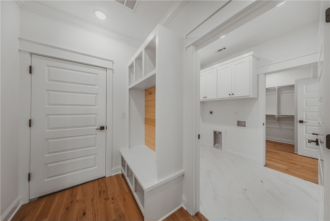 LINCOLN SUB-BVV - Residential