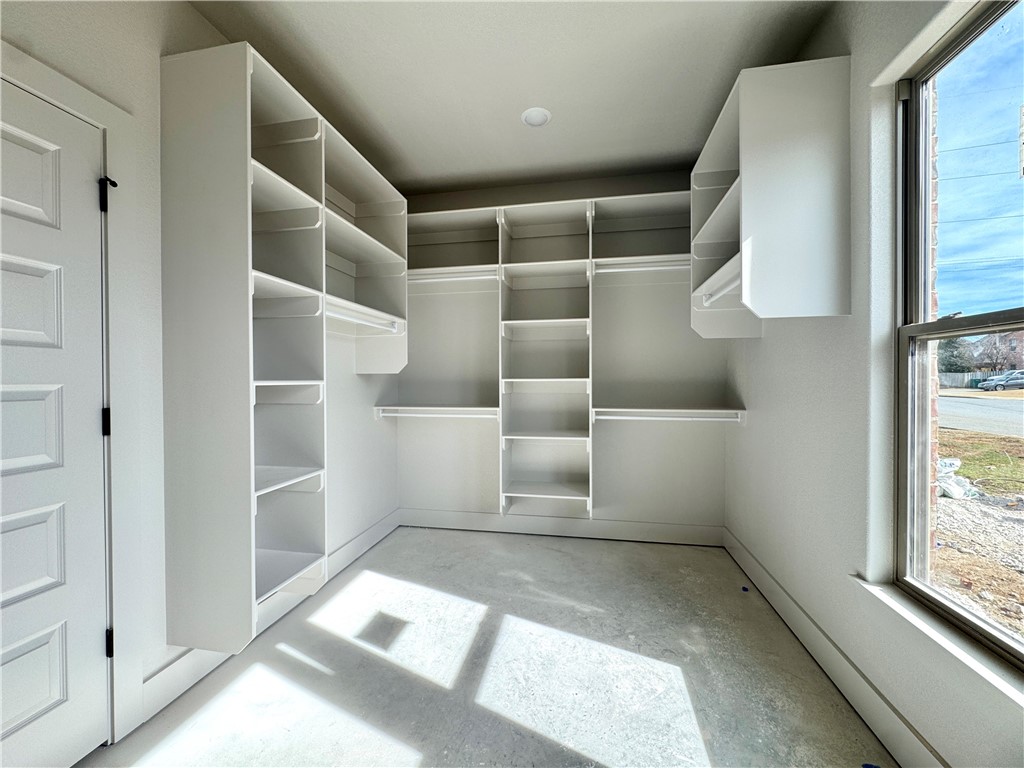 Lexington-Sub Rogersw - Residential