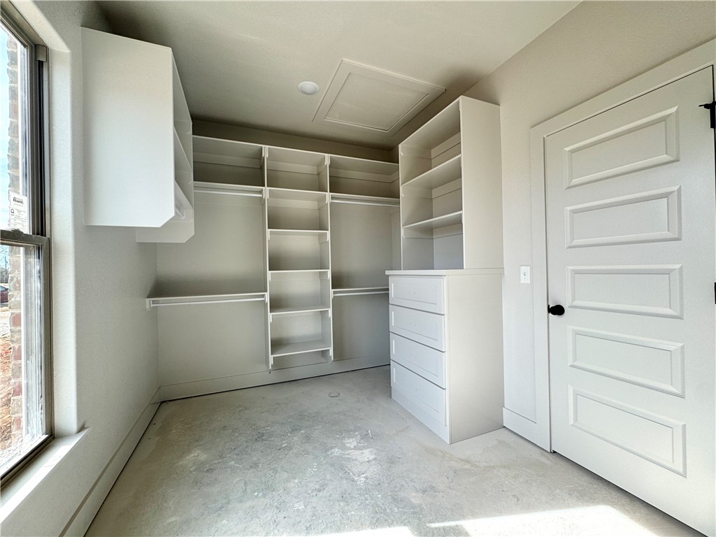 Lexington-Sub Rogersw - Residential