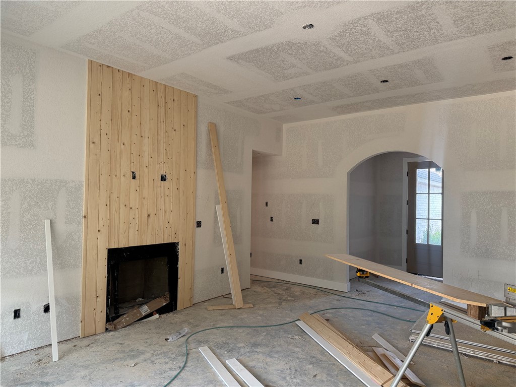 Mountain Ranch - Residential