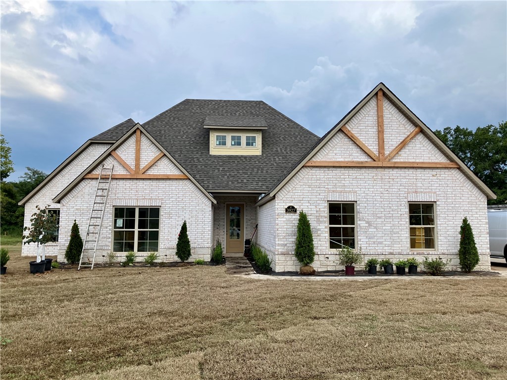 Welcome to this beautiful two-story home offering 4 bedrooms, 3.5 bathrooms, and an ideal layout for both everyday living and entertaining. Step inside to find an inviting open floor plan that seamlessly connects the kitchen, dining area, and living room. The kitchen features a large island—perfect for hosting family and friends—along with plenty of cabinet space.
Enjoy cozy evenings by the fireplace or get some work done in the dedicated study. The primary suite is a true retreat, complete with a beautiful master bathroom with connected his and hers closets. Upstairs, you'll find a large bonus room perfect for a media space, playroom, or additional living area, plus extra storage room.
Outside, relax on the covered porch and enjoy the comfort of a 3-car garage for all your vehicles and gear. This home blends function, comfort, and charm—don’t miss your chance to see it!
Please note: Lot line adjustment is in progress.