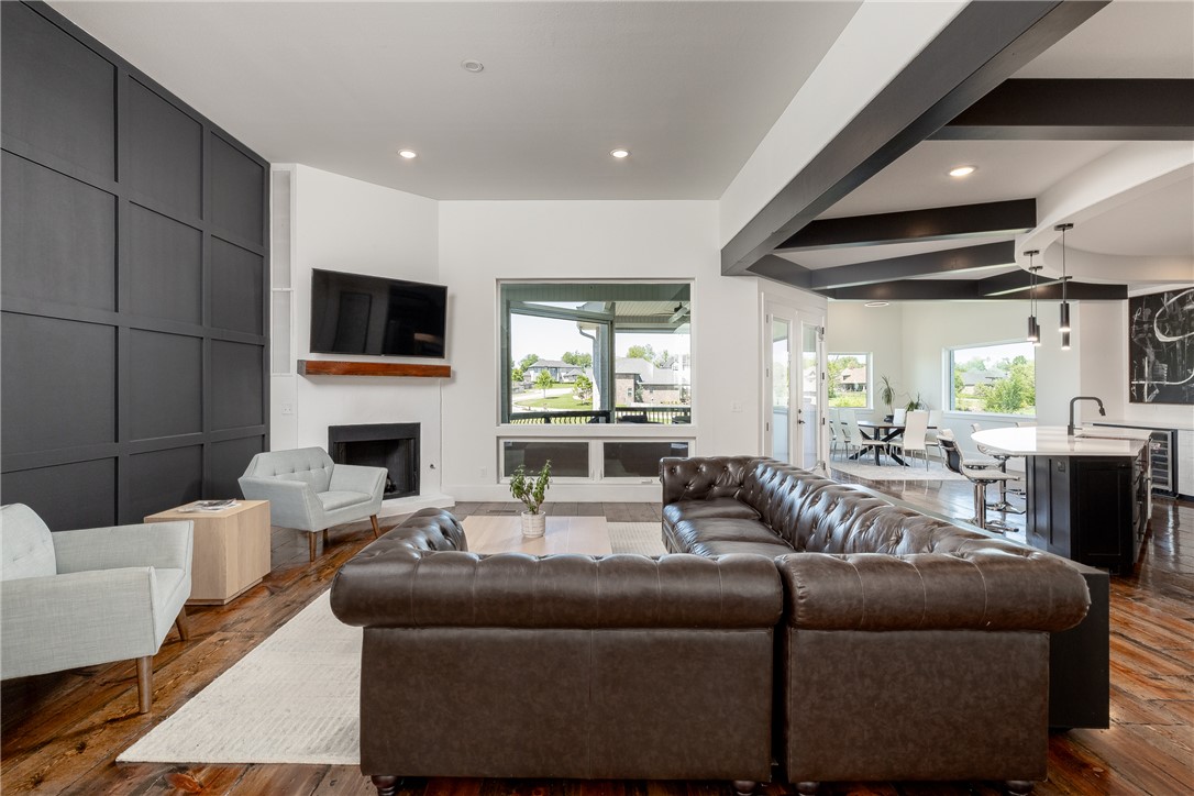 Otter Creek Estates Ph I Cave Spgs - Residential