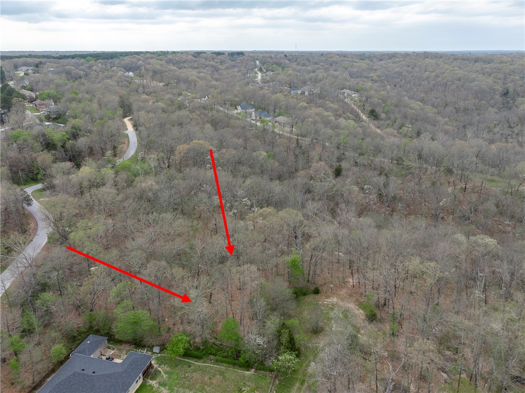 Macon Sub Bvv - Land