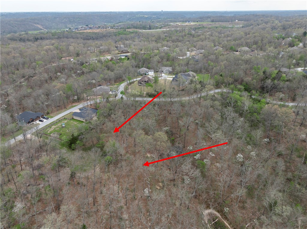 Macon Sub Bvv - Land