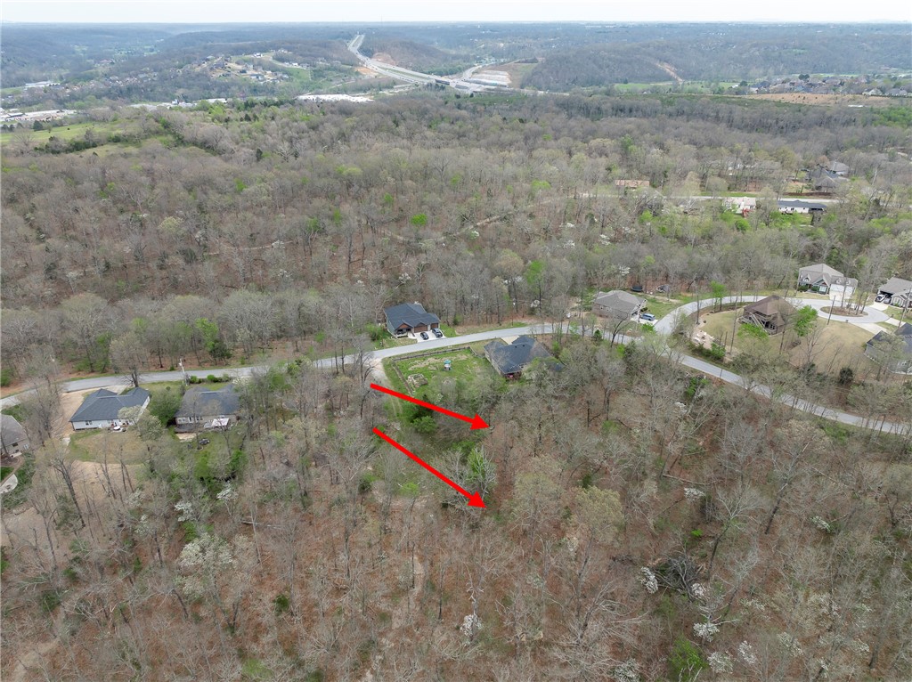 Macon Sub Bvv - Land